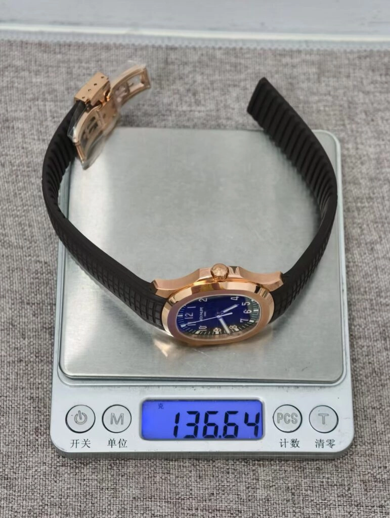 Вес Aquanaut WS в розовом золоте