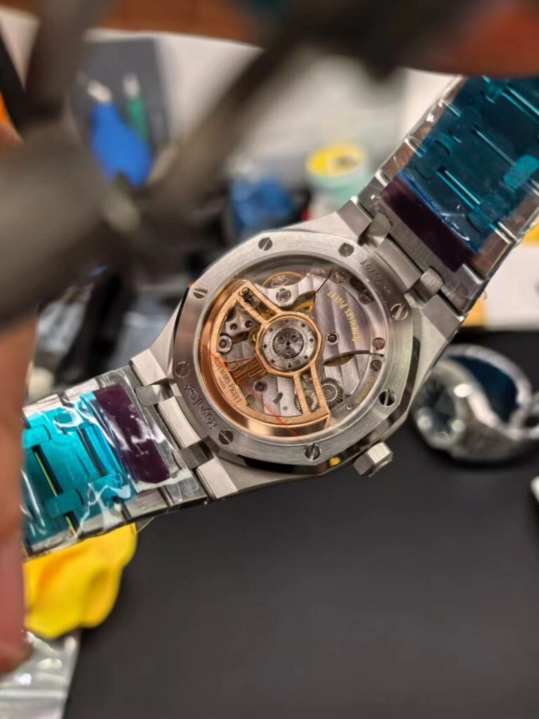 Зелёная AP Royal Oak 15510 Зелёная AP Royal Oak 15510 производства VS Factory
