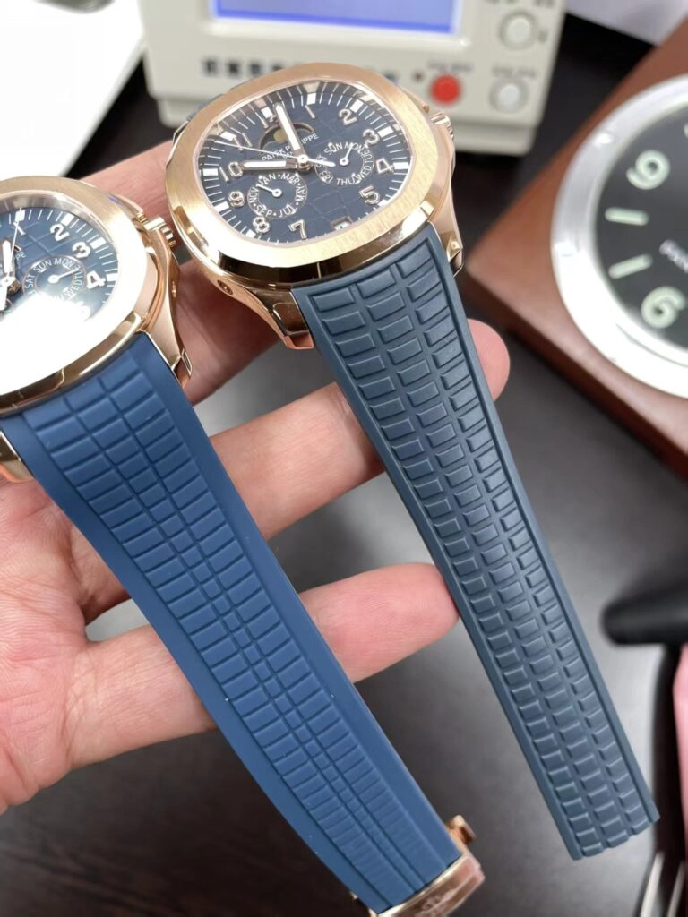 Сравнение оттенков двух реплик Patek Philippe 5261