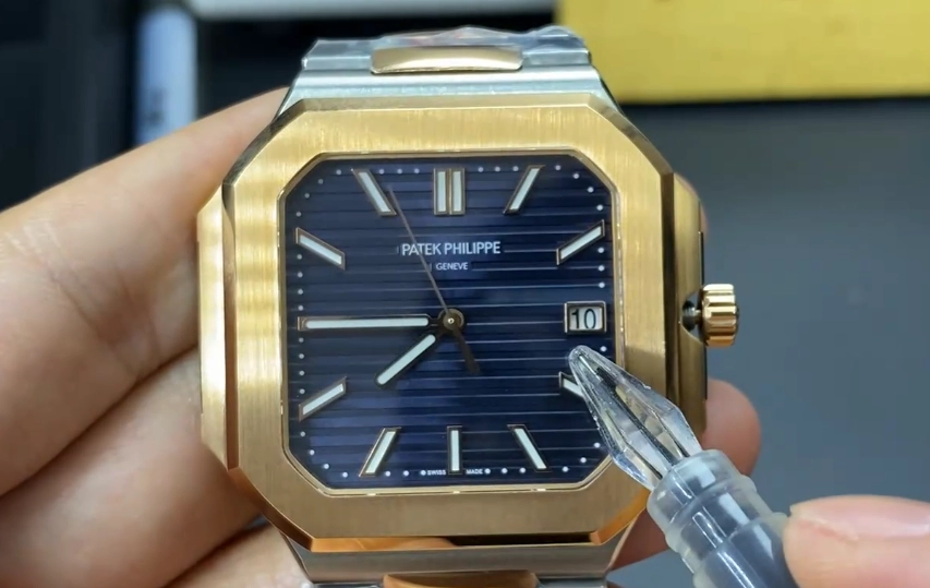 Окно даты Patek Philippe Cubitus 5821