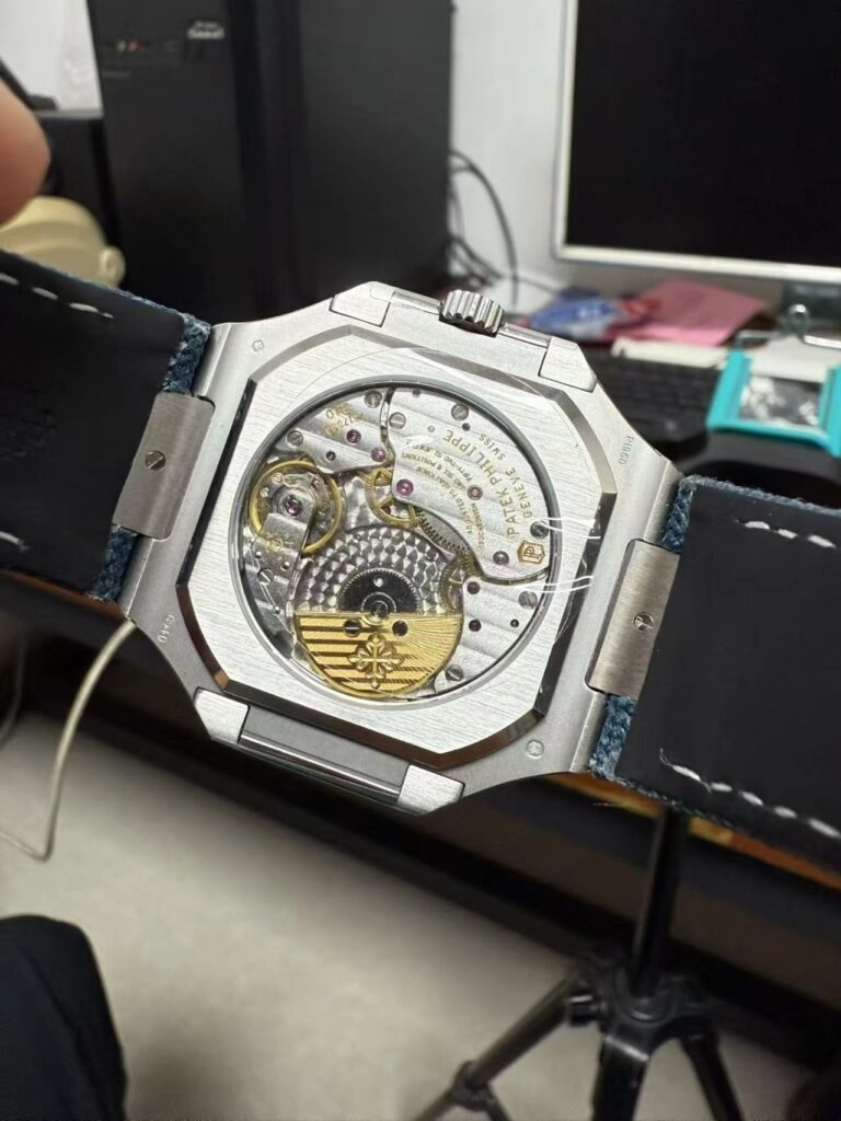 Механизм 5822P Механизм Patek Philippe 5822P