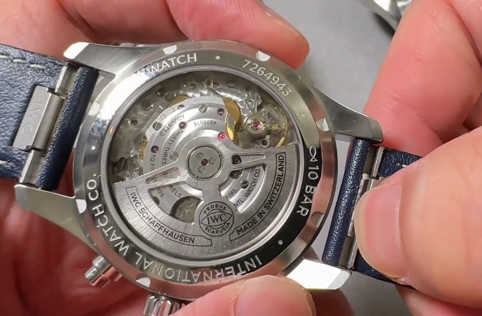 Система быстрого снятия Браслет или ремешок пилотского хронографа IWC с системой быстрого снятия