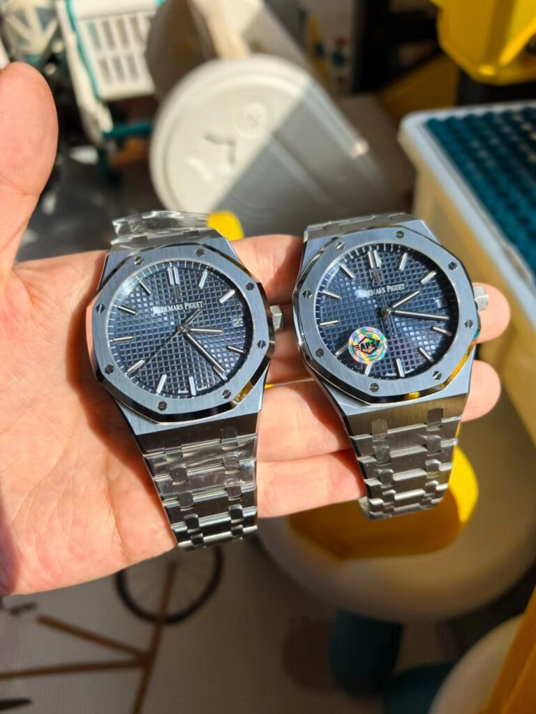 Синий AP Royal Oak 15500 в версиях фабрик VS и APS