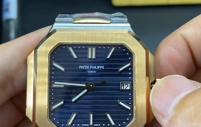 Шрифт даты на Patek Philippe Cubitus 5821