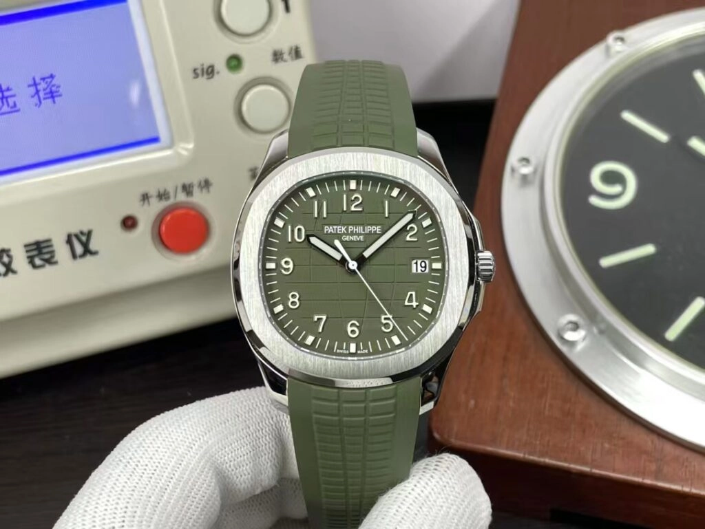 Зелёная Patek Philippe Aquanaut 5168G от BBF с оттенком, близким к оригиналу