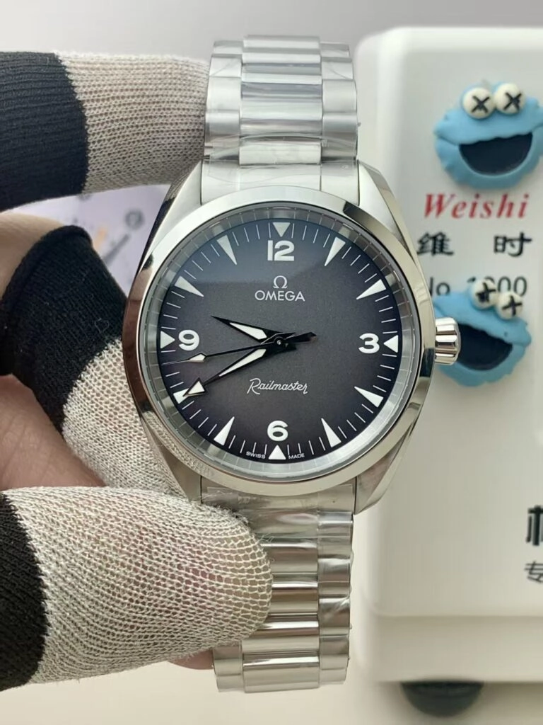 Реплика Omega Railmaster в корпусе диаметром 38 мм