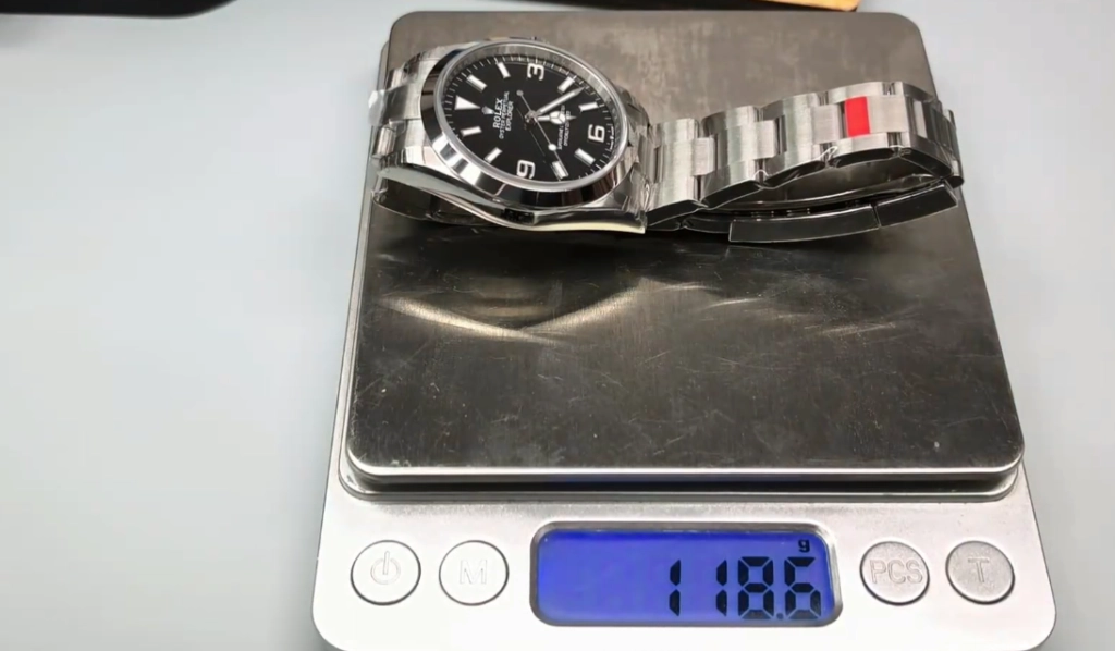 Взвешивание часов Explorer 124270