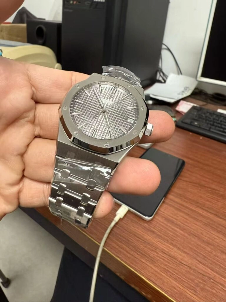 VS AP 15500 Реплика VS AP 15500