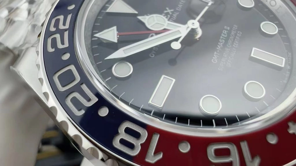 Керамический безель реплики GMT-Master II Pepsi от VS Factory