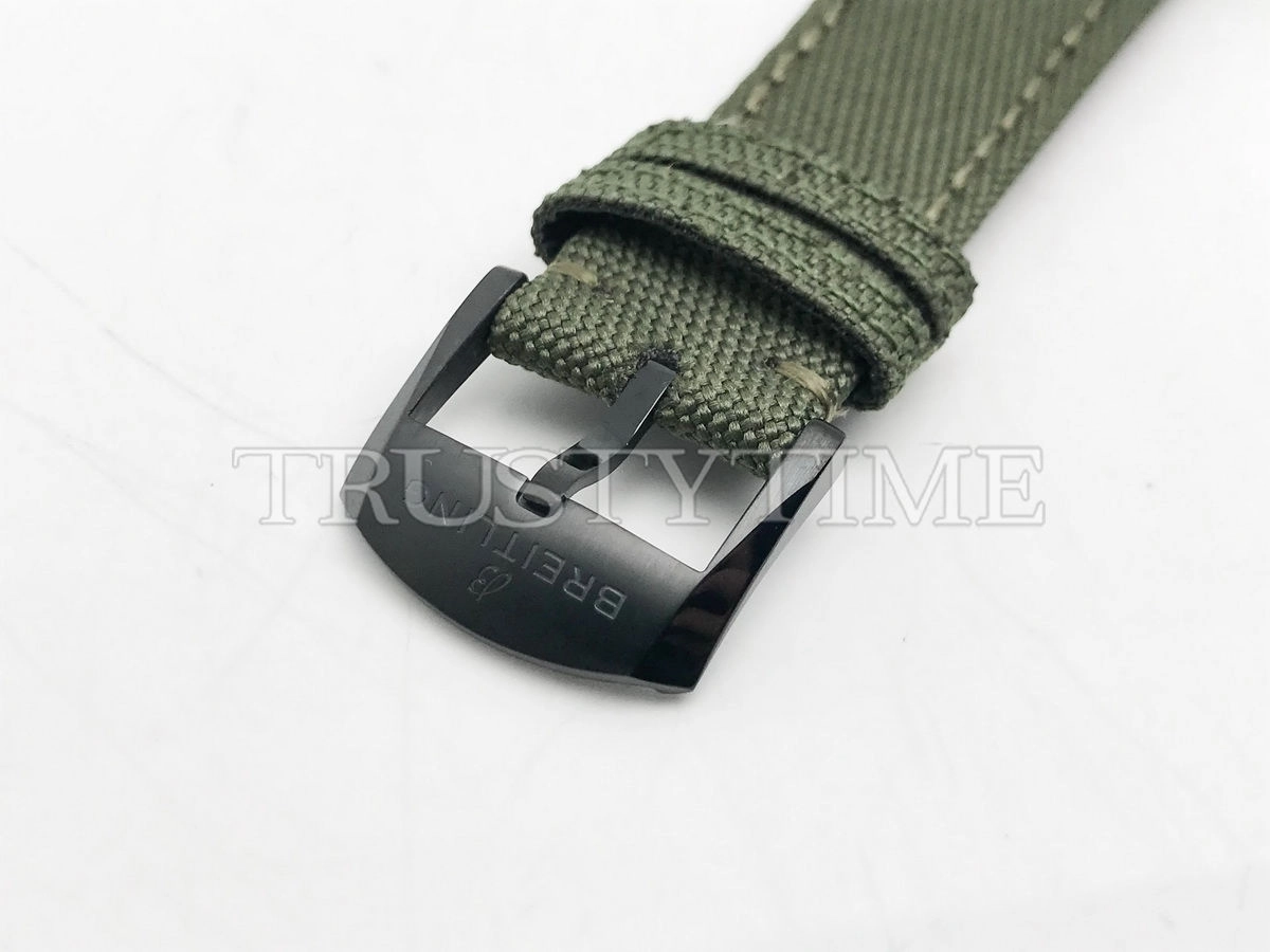 Копия часов Breitling Aviator 8 Automatic Curtiss Warhawk 41 M173152A1L1X2