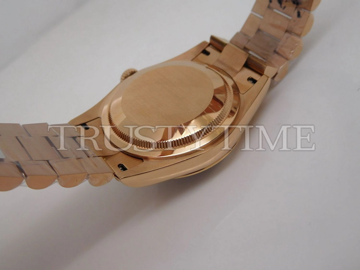 Копия часов Rolex Day-Date 36mm 118235F-0121