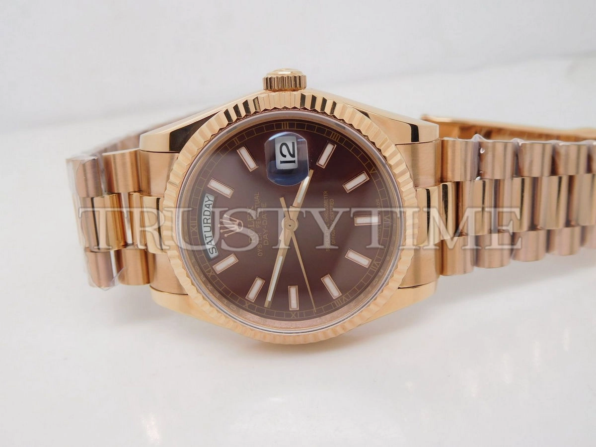 Копия часов Rolex Day-Date 36mm 118235F-0121