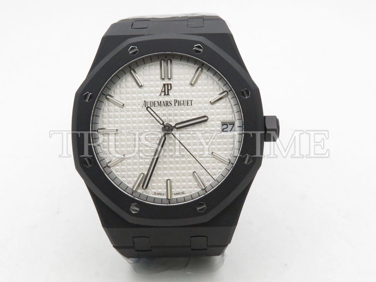 Копия часов Audemars Piguet Royal Oak Black Venom Custom 15500 White