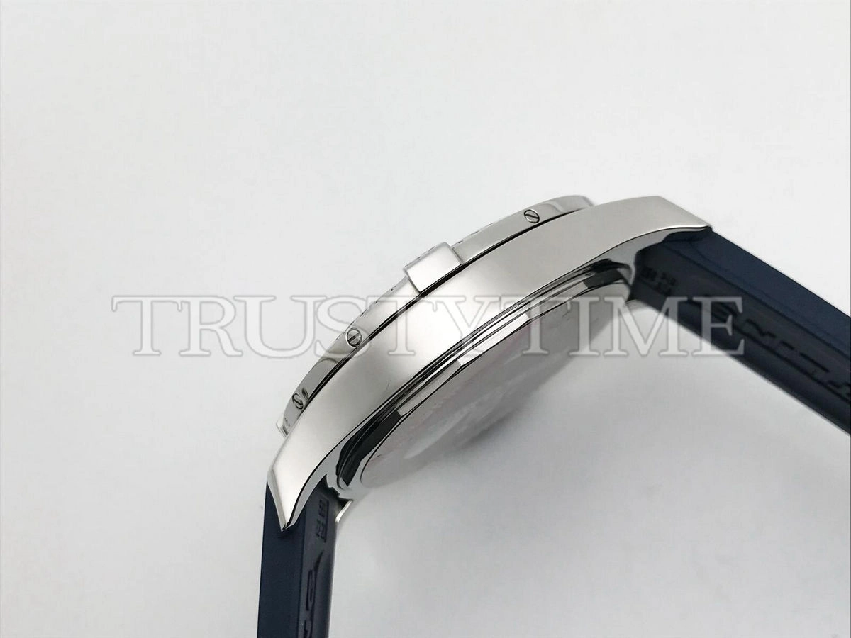Копия часов Breitling Colt Automatic Mariner 44 A1738811.C906.158S