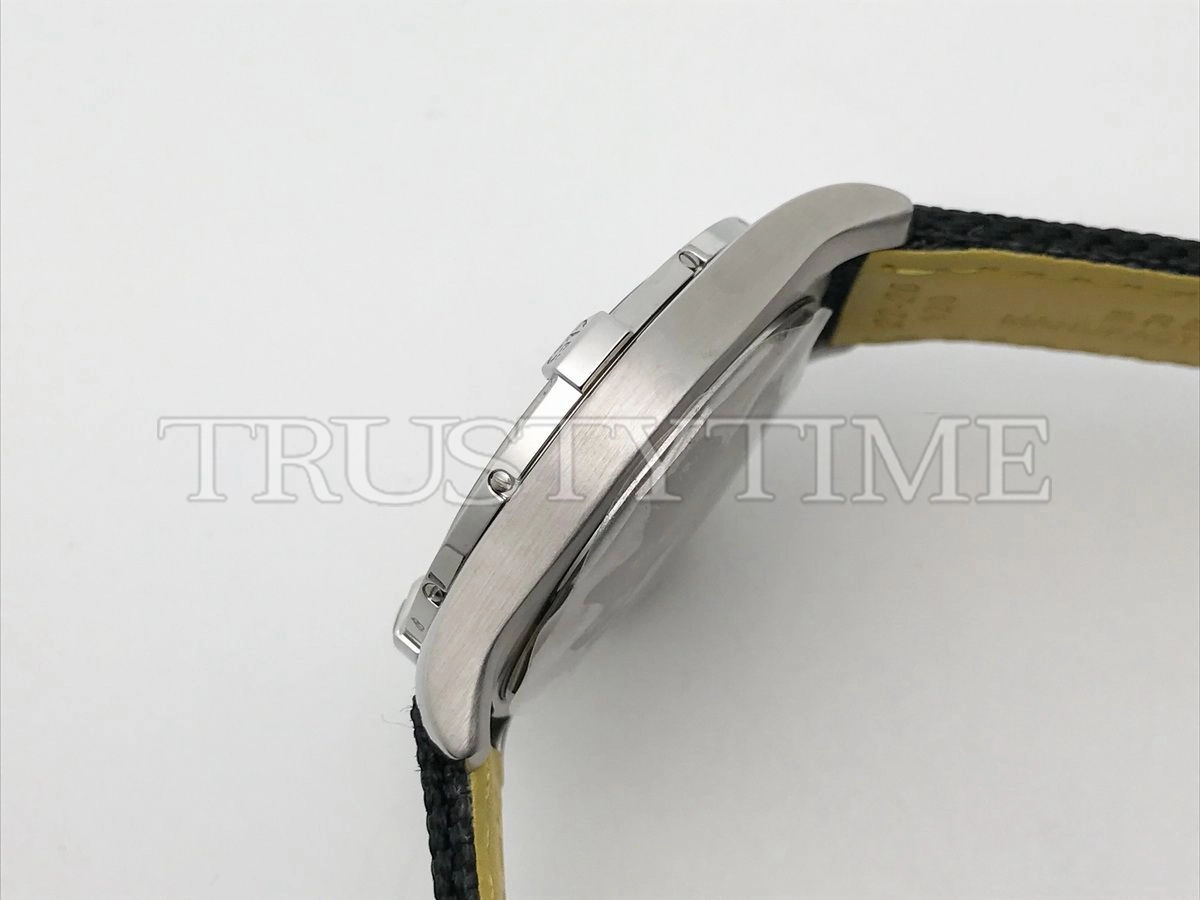 Копия часов Breitling Avenger Automatic GMT 43 A32397101A1X1