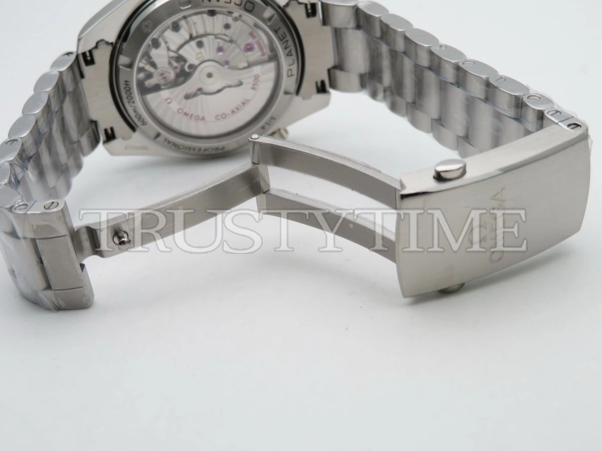 Копия часов Omega Seamaster Planet Ocean 600m Omega Co‑Axial 42 mm 232.30.42.21.01.002
