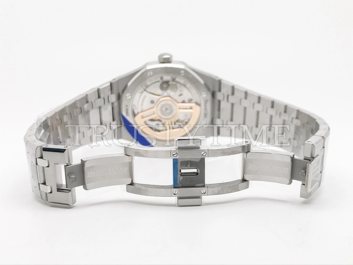 Копия часов Audemars Piguet Royal Oak Selfwinding 15510ST.OO.1320ST.07