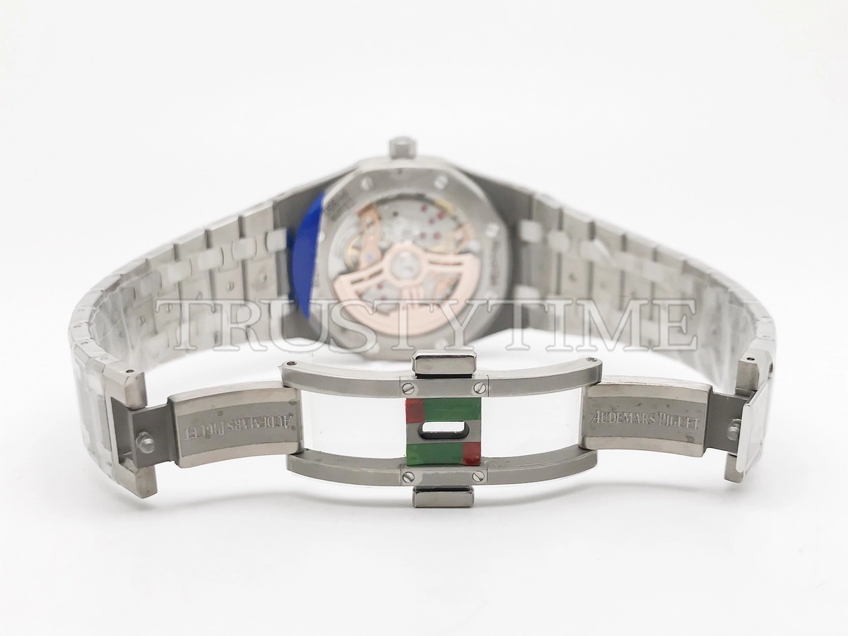 Реплика часов Audemars Piguet Royal Oak Jumbo Extra-Thin Titanium 16202XT.OO.1240XT.01 Арт.AP-1207 Копия часов Audemars Piguet Royal Oak Jumbo Extra-Thin Titanium 16202XT.OO.1240XT.01 Арт.AP-1207