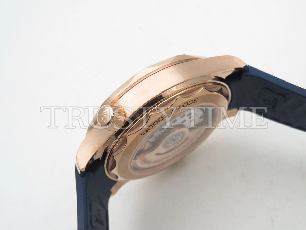 Копия часов Omega Seamaster Diver 300m Co-axial Chronometer 42mm 210.62.42.20.03.001