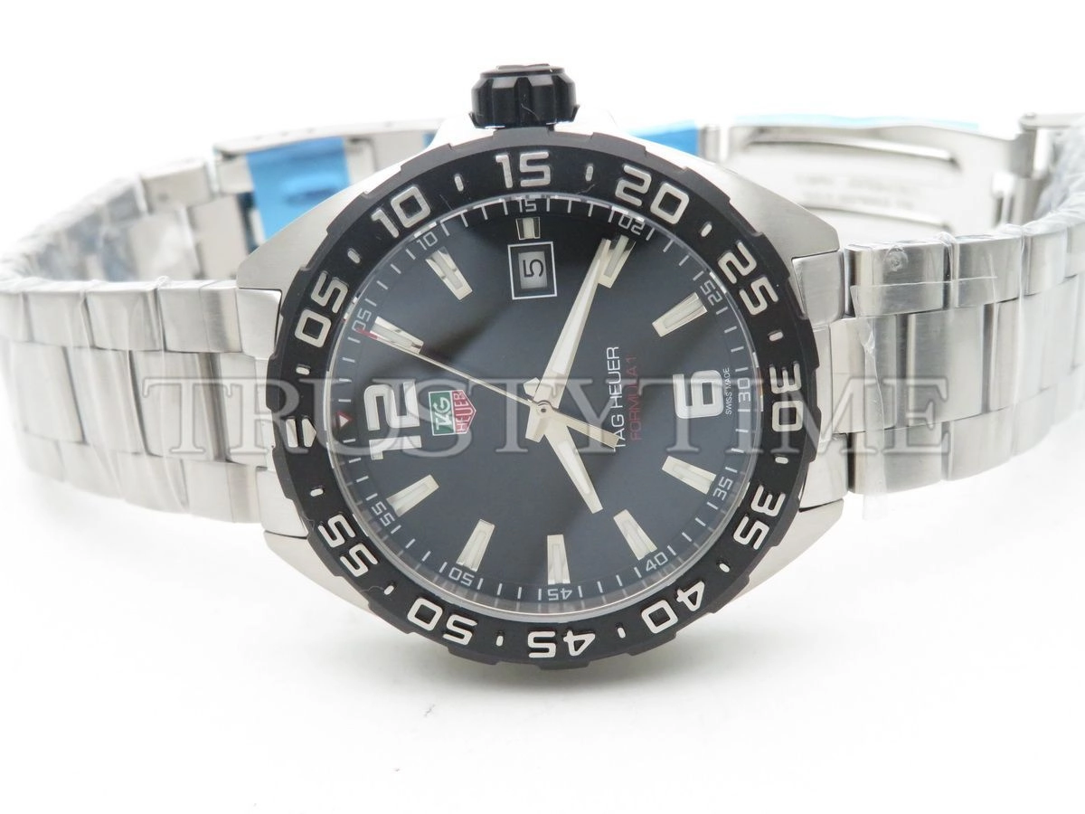 Копия часов Tag Heuer Formula 1 Quartz 41mm WAZ1110.BA0875
