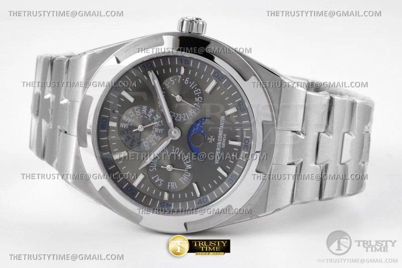 Vacheron Constantin Overseas Perpetual Calendar 4300V/120G-B102 Vacheron Constantin Overseas Perpetual Calendar 4300V/120G-B102