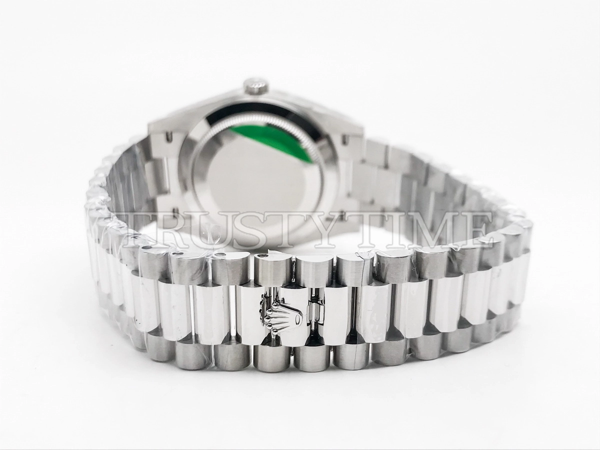 Копия часов Rolex Day-Date 40mm 228239-0004