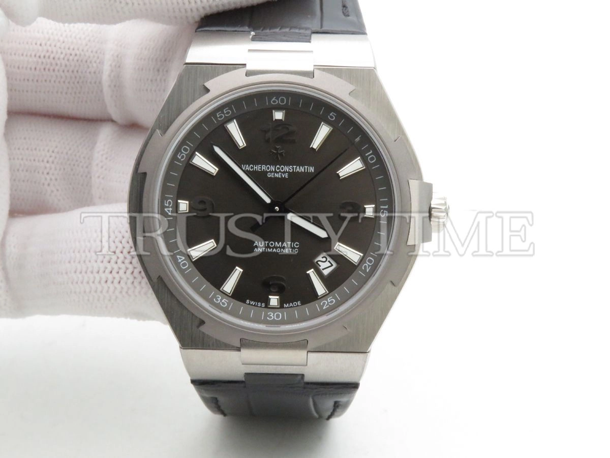 Копия часов Vacheron Constantin Overseas 42mm 47040/000W-9500
