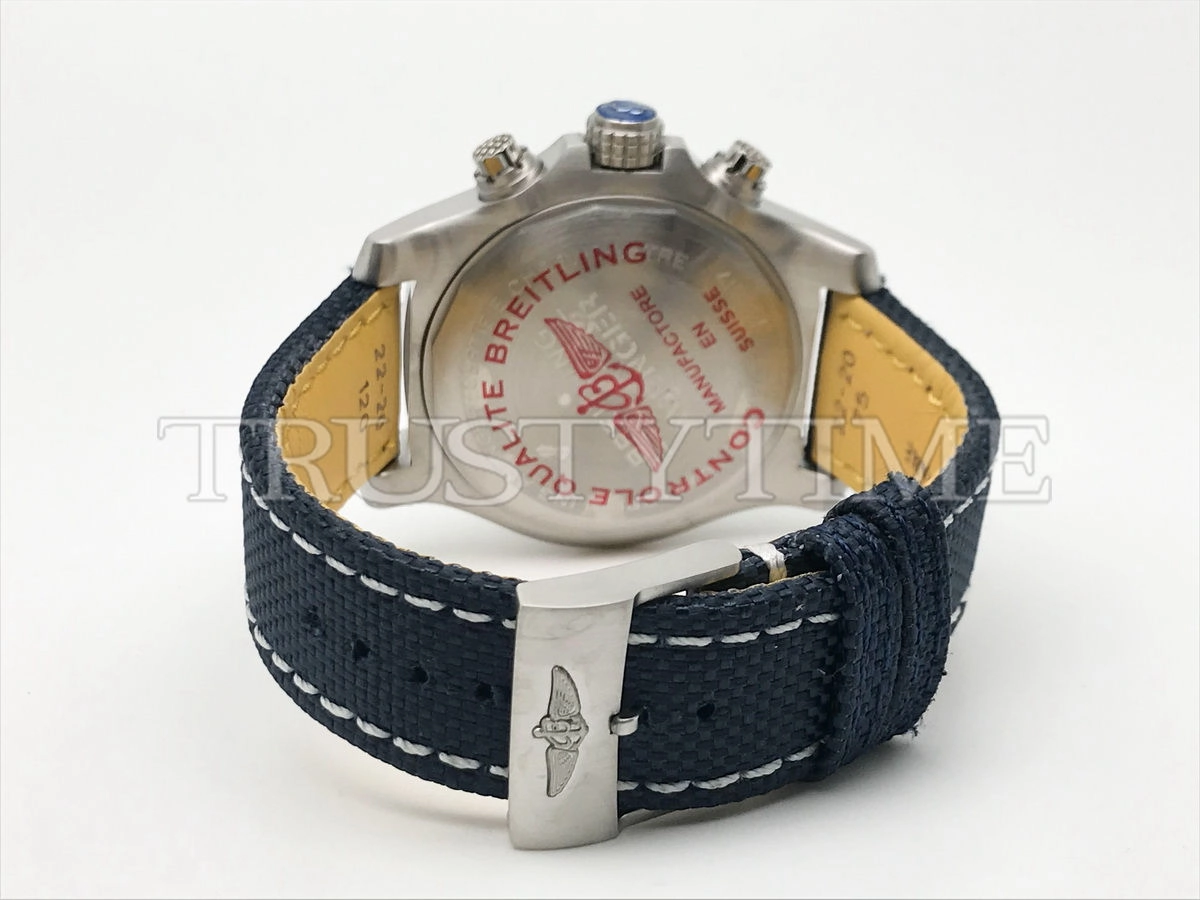 Копия часов Breitling Avenger Chronograph 45 A13317101C1X1