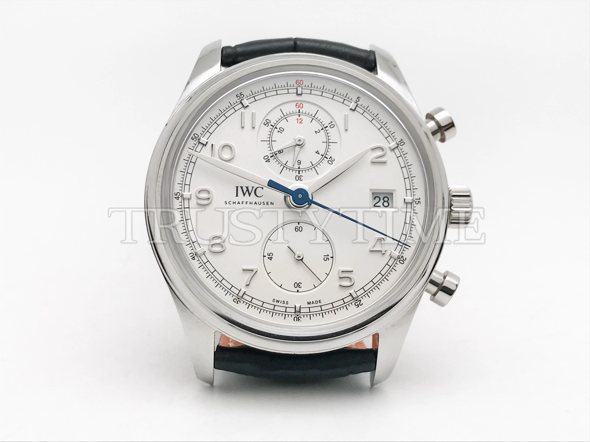 Реплика часов IWC Portugieser Chronograph Classic 42mm IW390403 Арт.IW-0640 Копия часов IWC Portugieser Chronograph Classic 42mm IW390403 Арт.IW-0640
