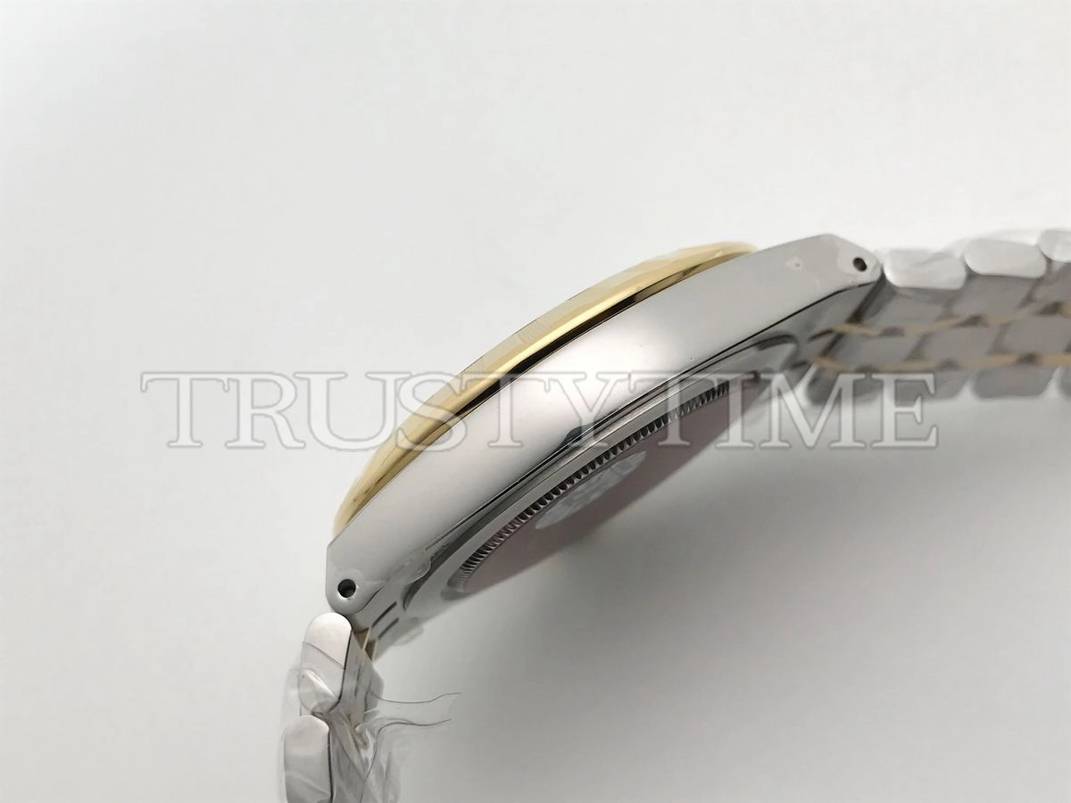 Копия часов Tudor Royal Day-Date 41mm M28603-0003
