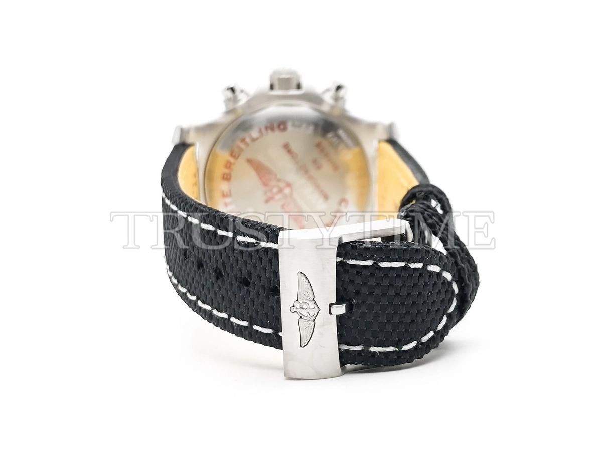 Копия часов Breitling Avenger Chronograph 45 A13317101B1X1