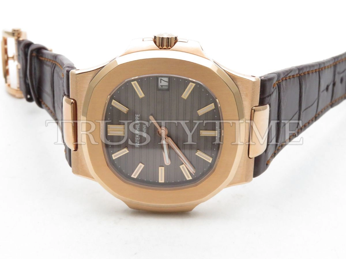 Копия часов Patek Philippe Nautilus 40mm 5711/1R