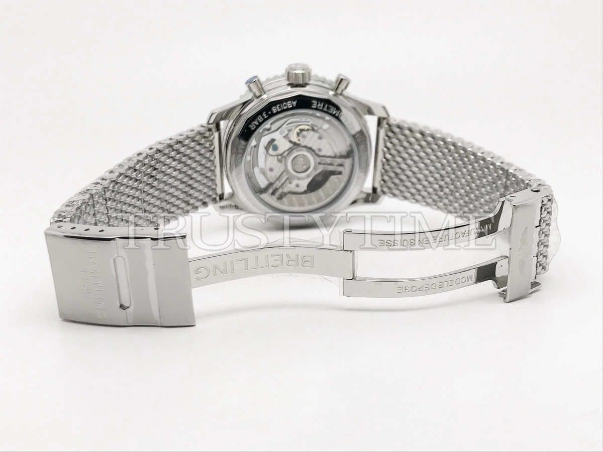 Копия часов Breitling Navitimer B01 Chronograph 46 AB0137241L1A1