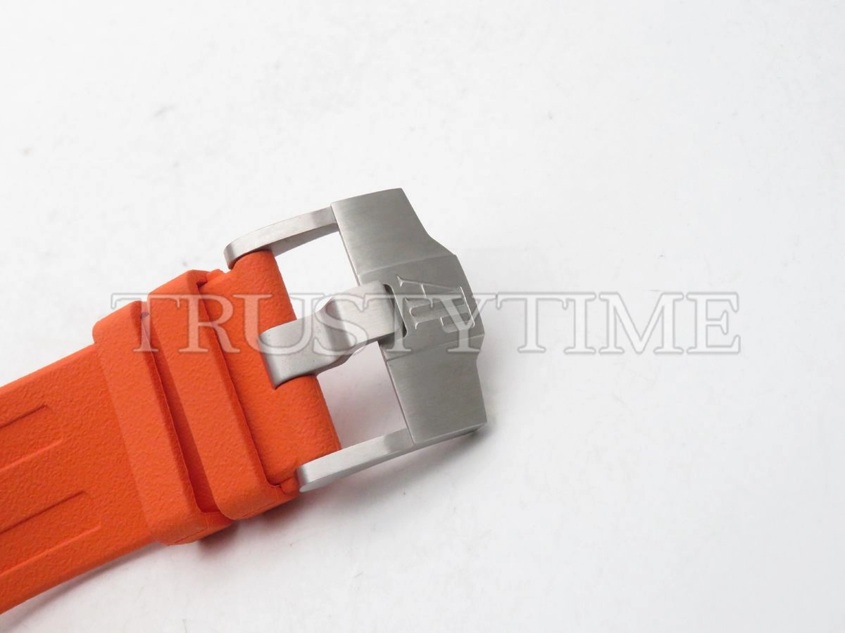 Копия часов Audemars Piguet Royal Oak Offshore Diver 15710ST.OO.A070CA.01
