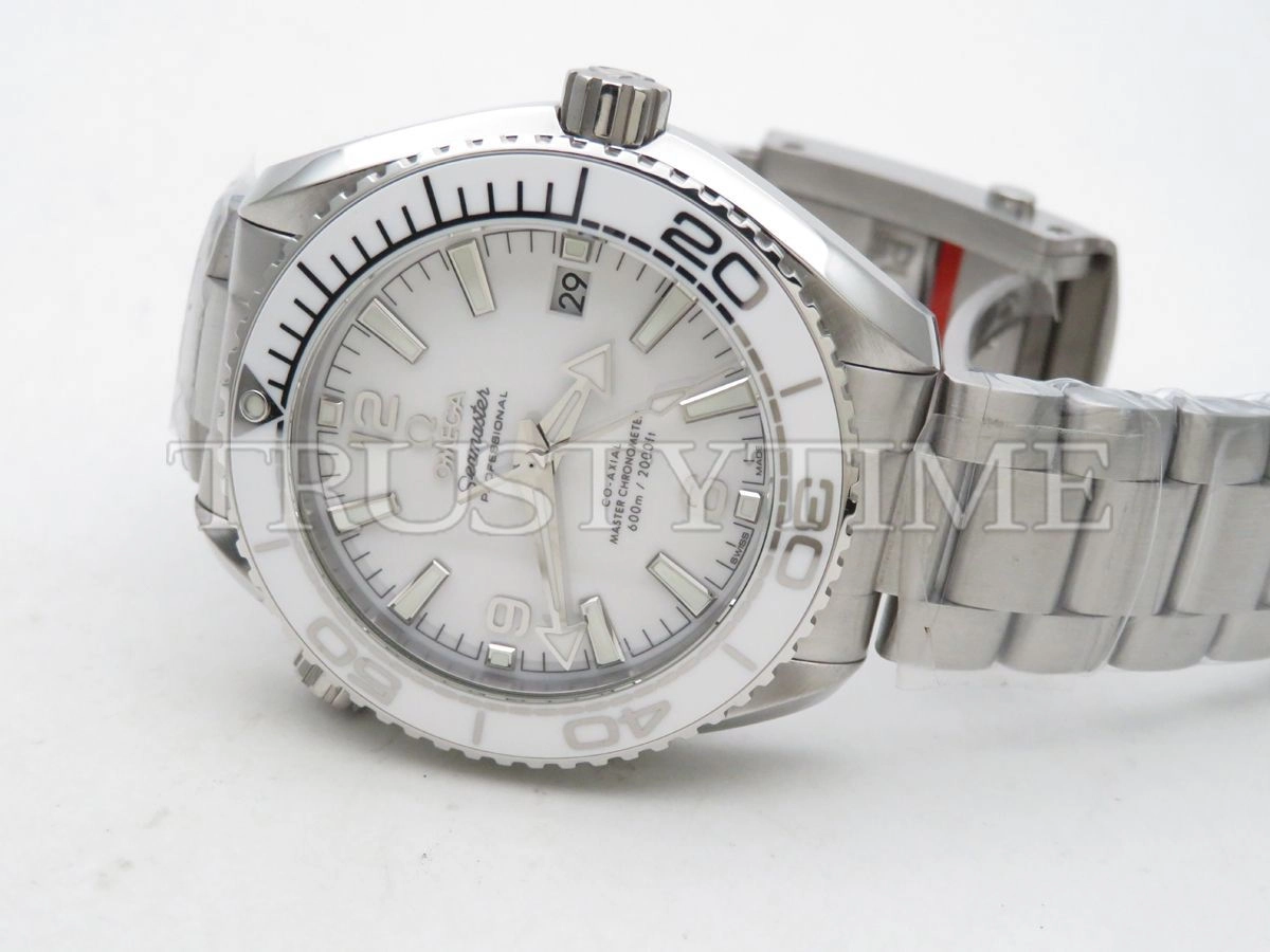 Копия часов Omega Seamaster Planet Ocean 600m Co‑Axial Master Chronometer 39,5 mm 215.30.40.20.04.001