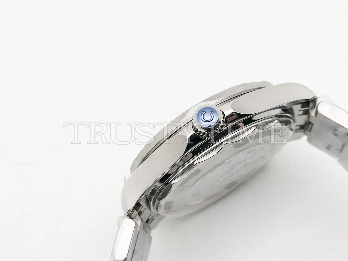 Копия часов Omega Seamaster Diver 300 Co-axial Master Chronometer 42mm 210.30.42.20.03.003