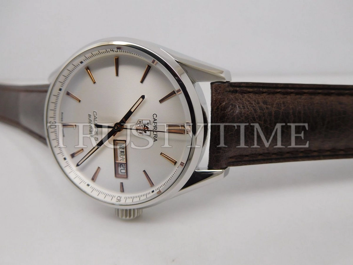Копия часов Tag Heuer Carrera Calibre 5 Day Date 41mm WAR201D.FC6291