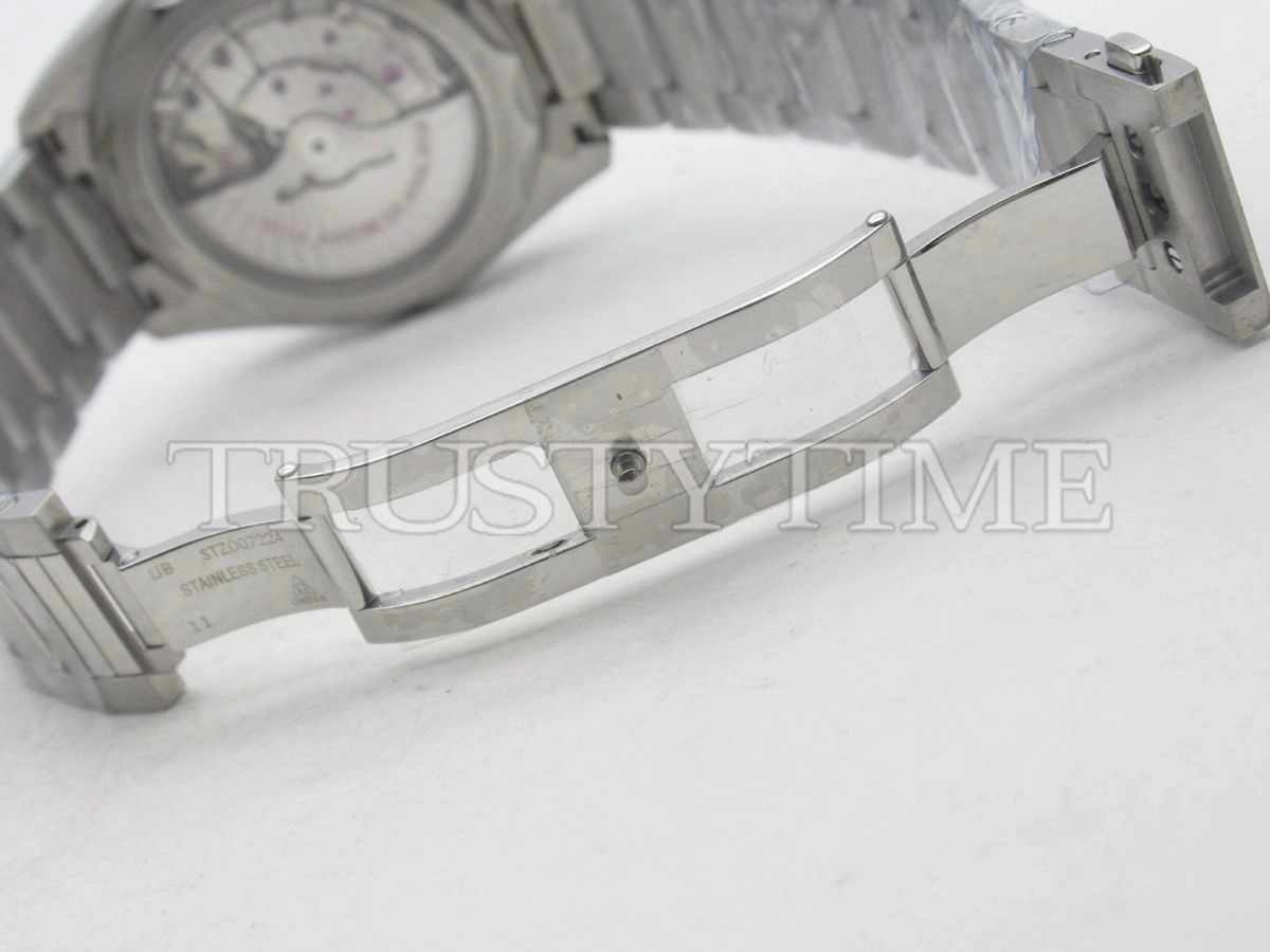 Копия часов Omega Seamaster Aqua Terra Co-axial Master Chronometer GMT Worldtimer 43mm 220.10.43.22.03.001