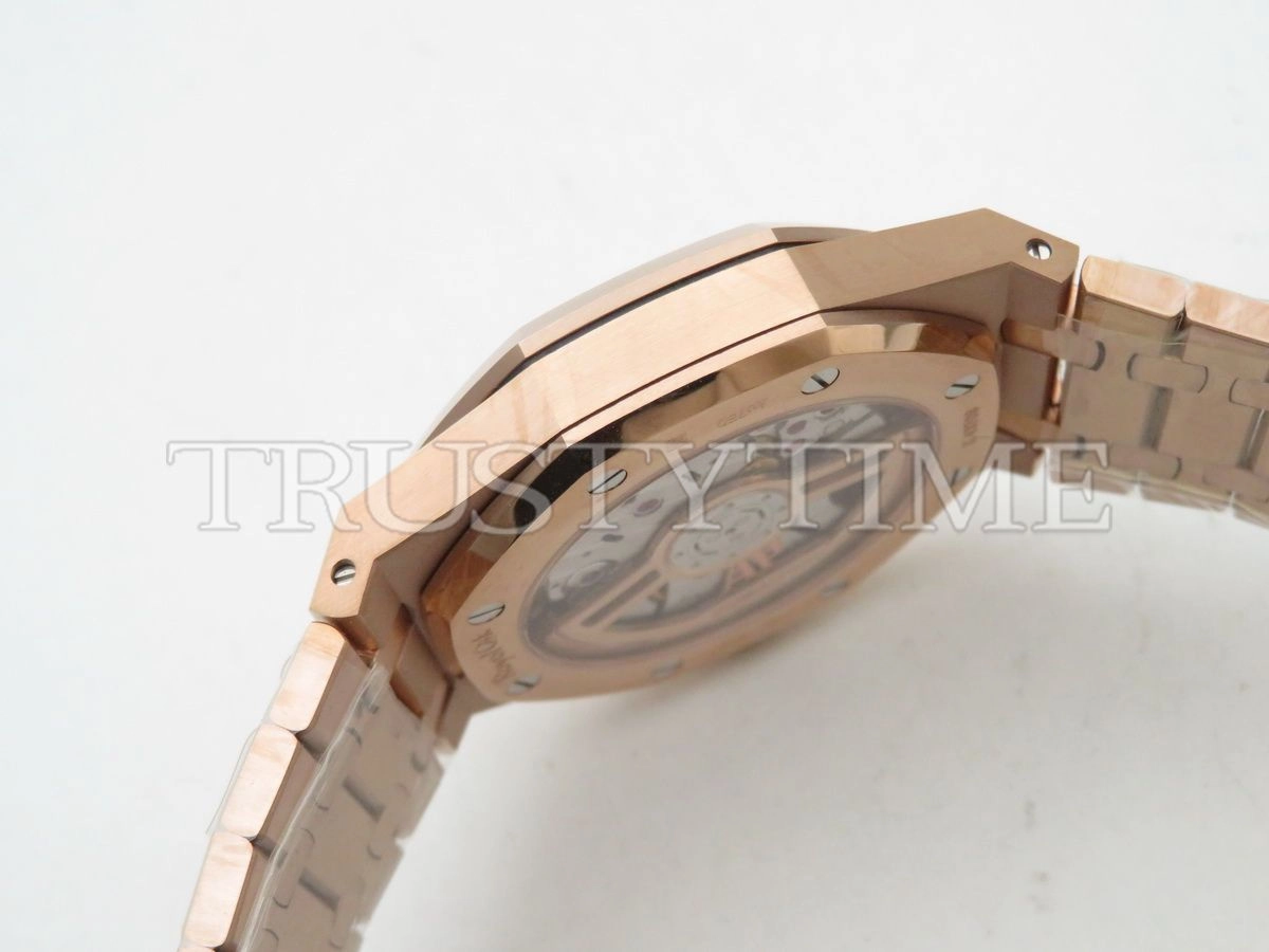 Копия часов Audemars Piguet Royal Oak 15400OR.OO.1220OR.03