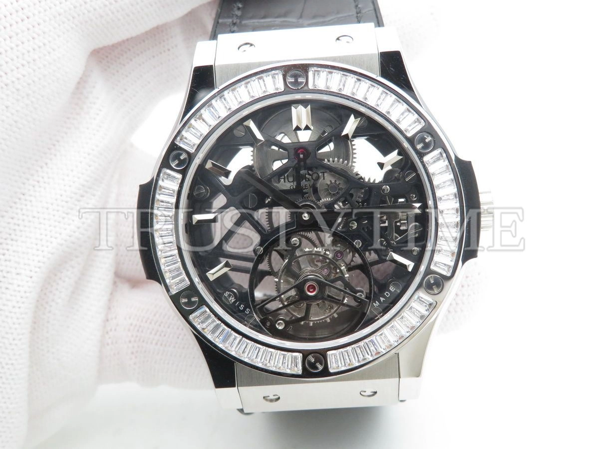 Копия часов Hublot Classic Fusion Tourbillon 45mm 505.NX.0170.LR.1904