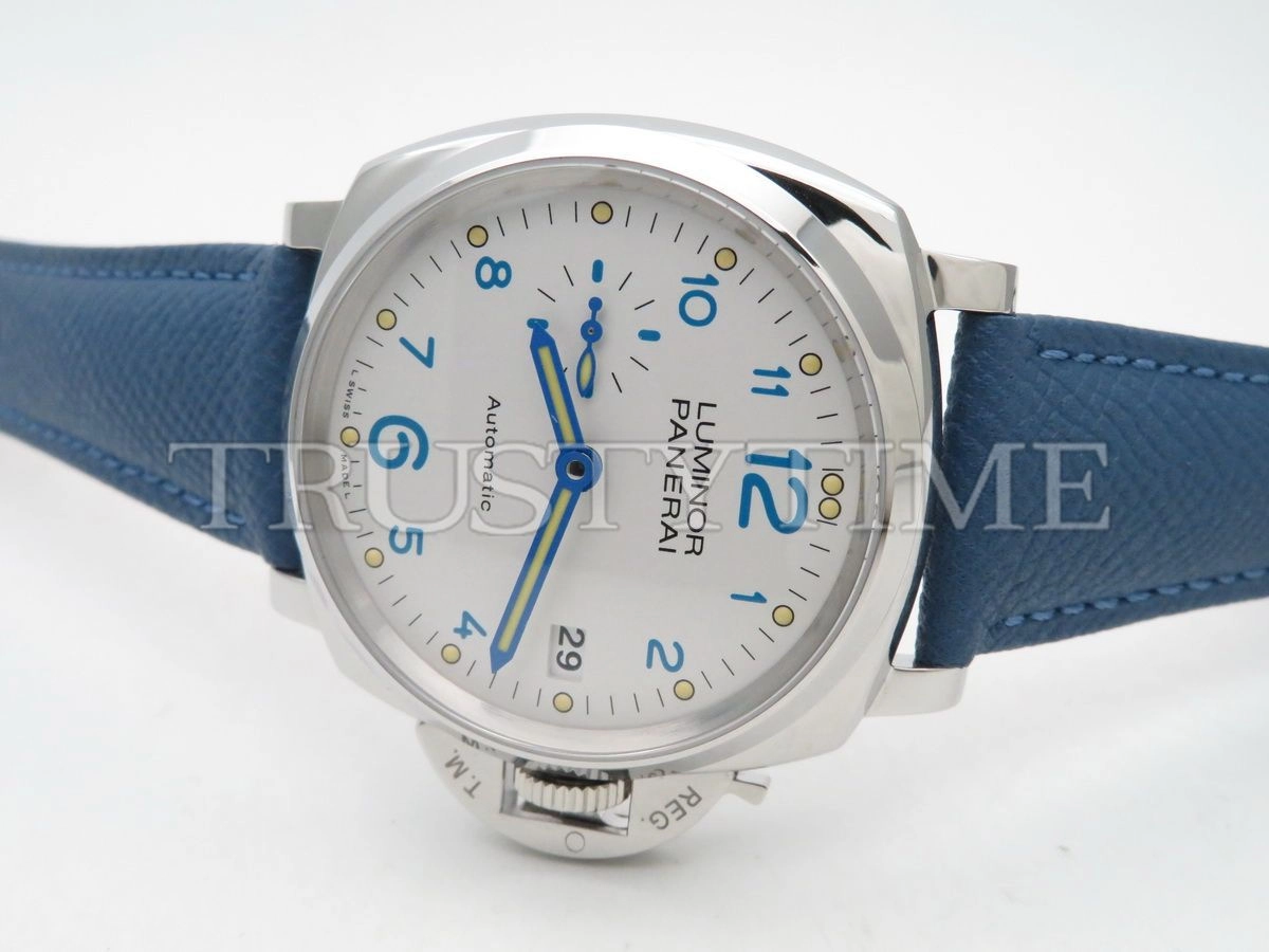Копия часов Panerai Luminor Due 3 Days Date 42mm PAM00906