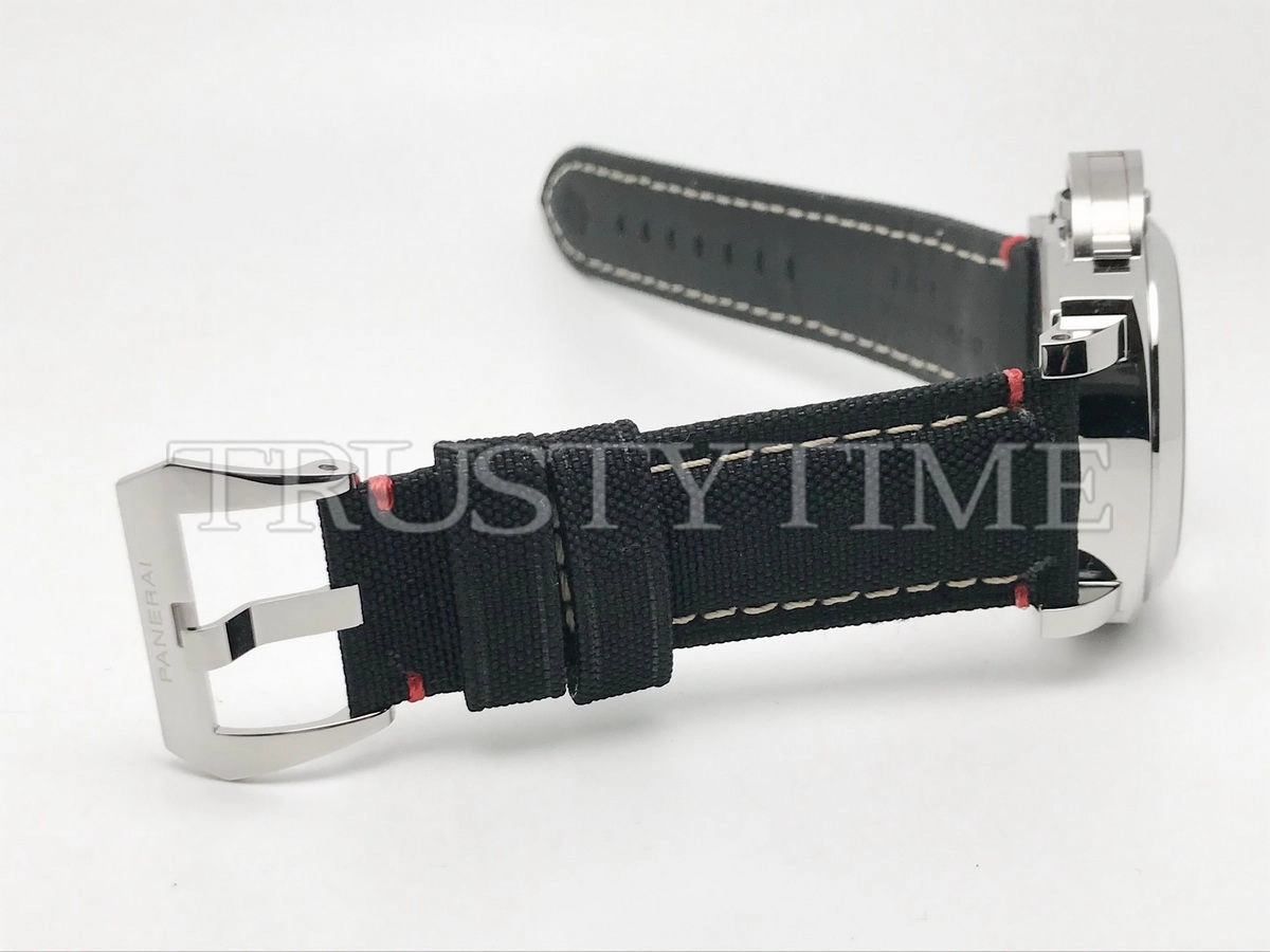 Копия часов Panerai Luminor Luna Rossa 44mm PAM01342