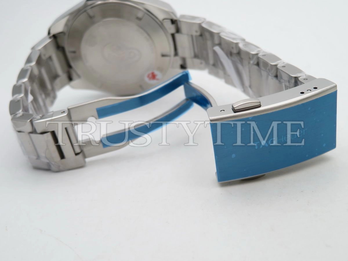 Копия часов Tag Heuer Aquaracer Calibre 5 43mm WAY201A.BA0927