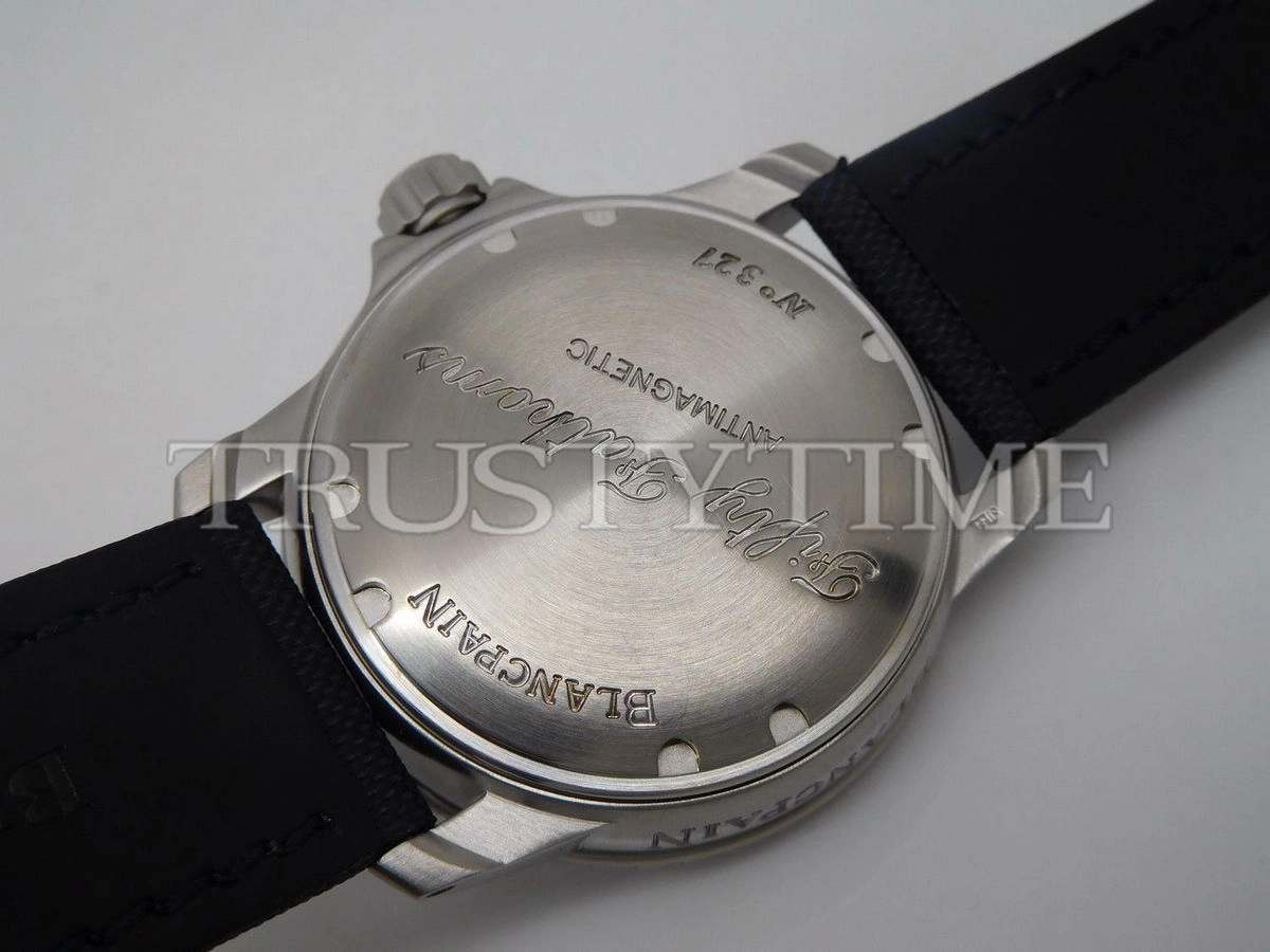 Копия часов Blancpain Fifty Fathoms 5015D-1140-52B