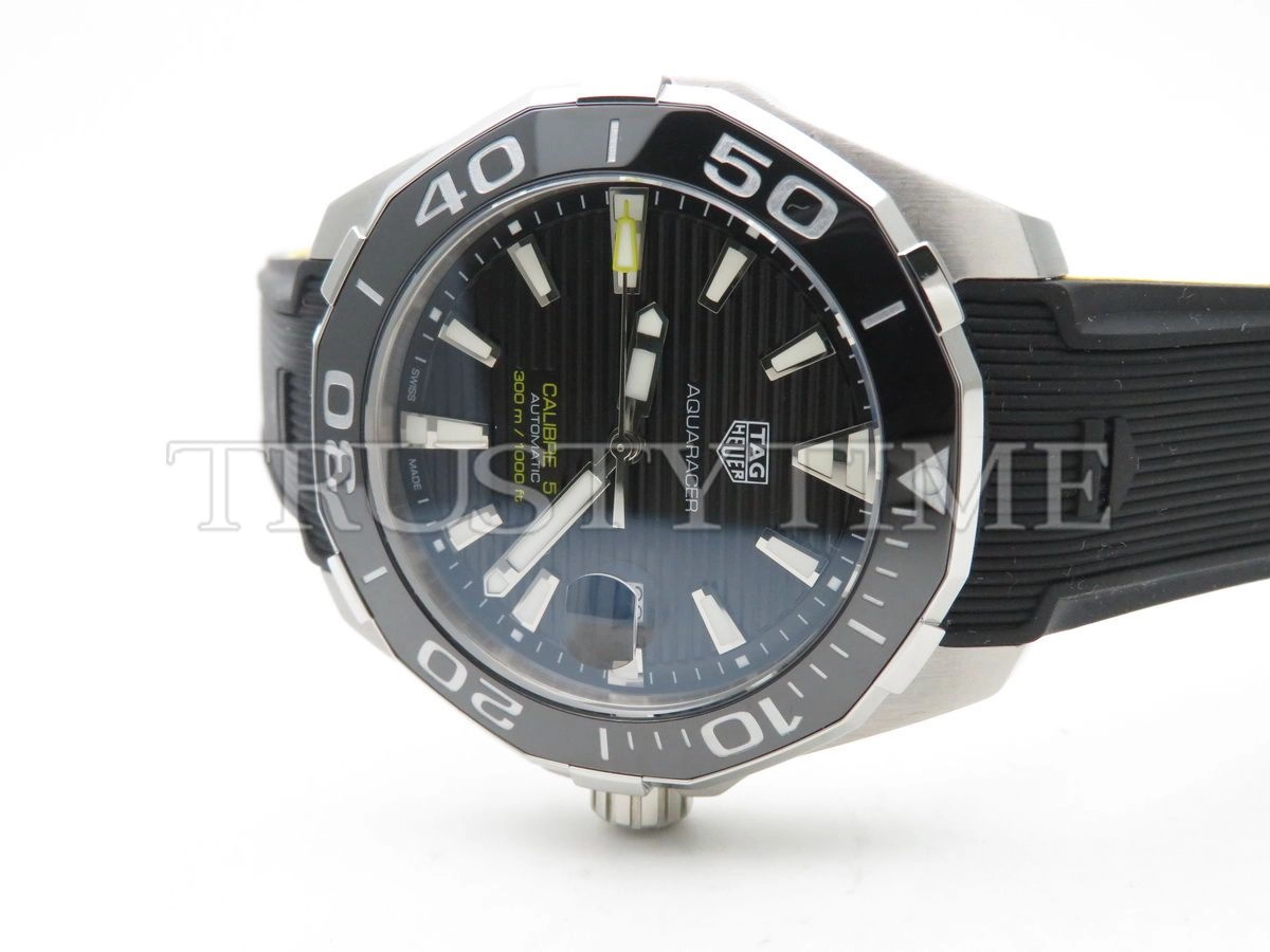 Копия часов Tag Heuer Aquaracer Calibre 5 43mm WAY201A.FT6069