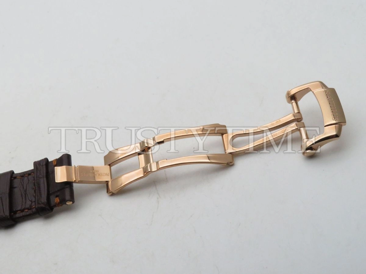 Копия часов Patek Philippe Nautilus 40mm 5711/1R