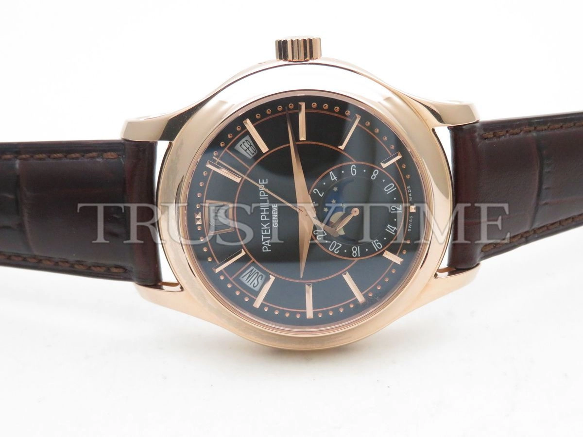 Копия часов Patek Philippe Complications Annual Calendar 40mm 5205R-010