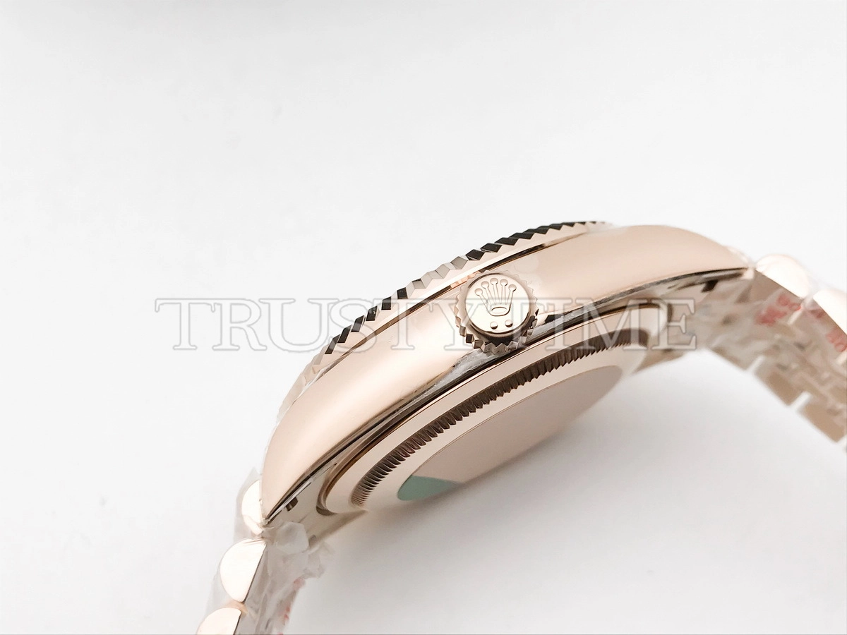 Копия часов Rolex Sky-Dweller 42mm 336935-0006