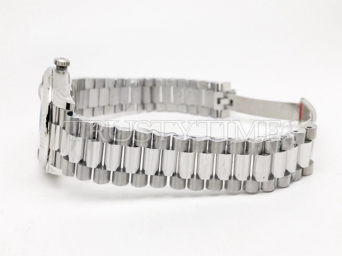 Копия часов Rolex Day-Date 40mm 228239-0060