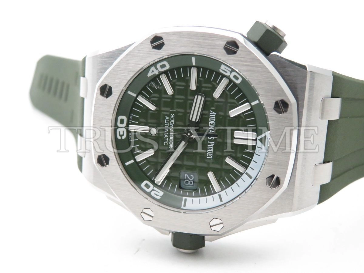 Копия часов Audemars Piguet Royal Oak Offshore Diver 15710ST.OO.A052CA.01